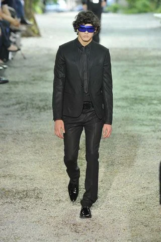 Look 2